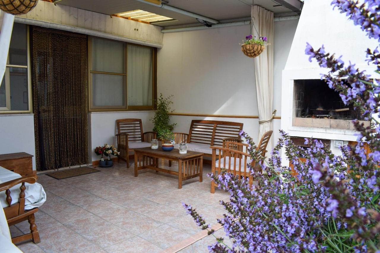 La Casa Del Carrubo Villa Cagliari Bagian luar foto